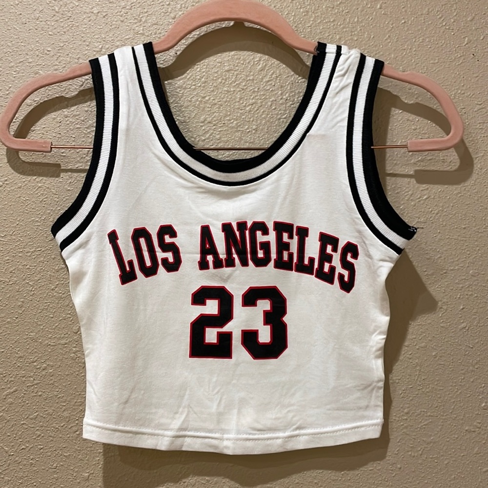 cropped tank top